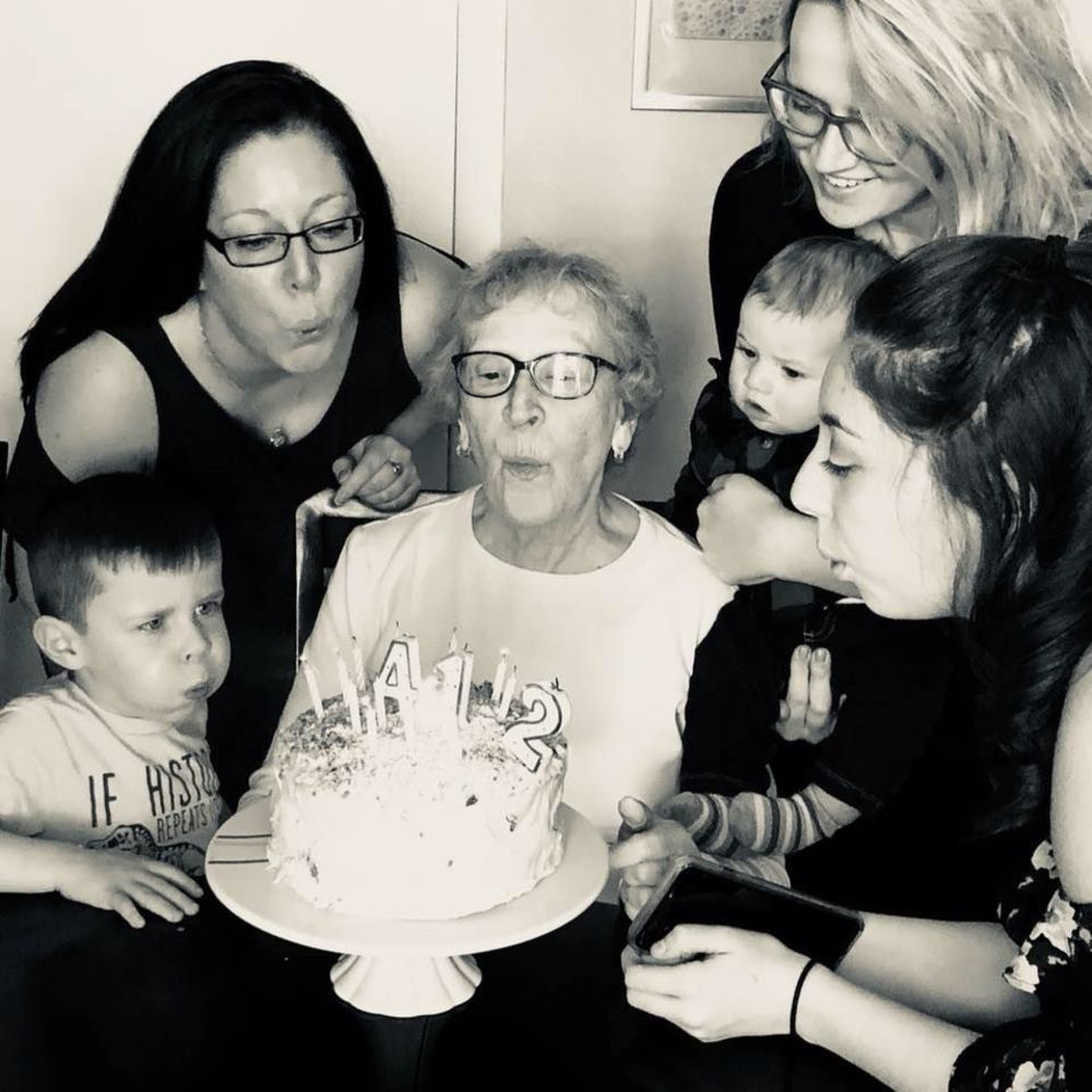 Meet your Posher, Kelly